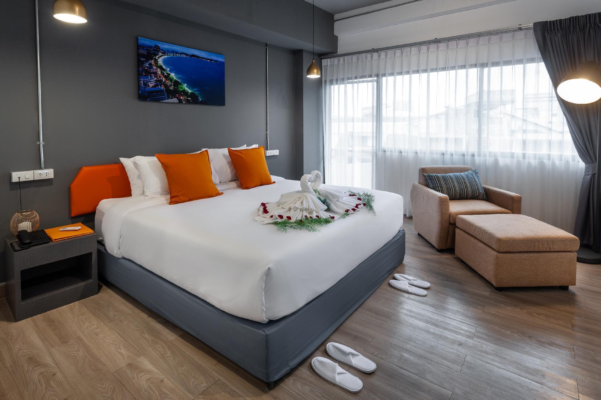 7 Days Premium Hotel Pattaya Exterior photo